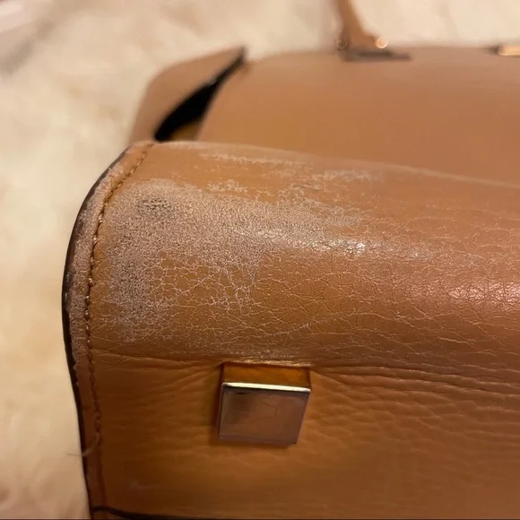 MICHAEL KORS Large Gia Satchel Tote Tan - Picture 11 of 14